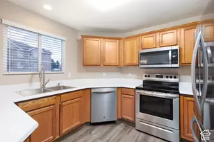 3822 S Clare Dr, West Valley, UT 84119 - Photo 4