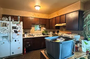 830 N 600 W, Pleasant Grove, UT 84062 - Photo 2