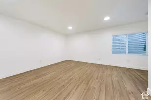 9340 N Vernham Ln, Eagle Mountain, UT 84005 - Photo 22