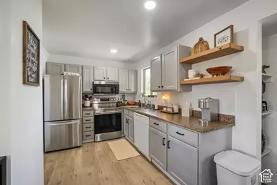 852 W 530 N, Orem, UT 84057 - Photo 10