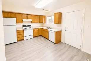 1100 E 1525 S, Clearfield, UT 84015 - Photo 4