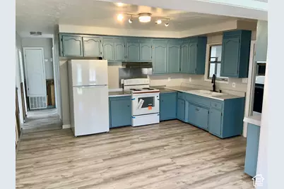 137 N Main St, Monroe, UT 84754 - Photo 14