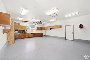 7061 S 2980 W, West Jordan, UT 84084 - Photo 38