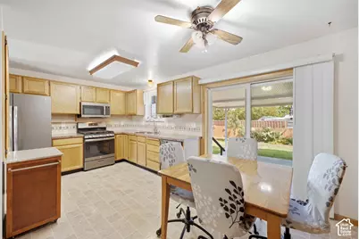 7061 S 2980 W, West Jordan, UT 84084 - Photo 20