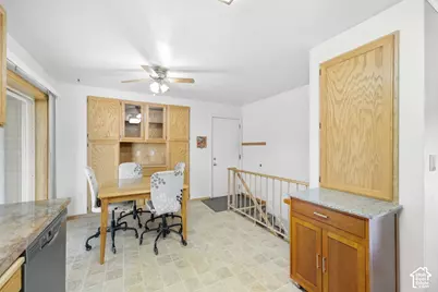 7061 S 2980 W, West Jordan, UT 84084 - Photo 22