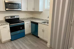 230 N 3rd St, Tooele, UT 84074 - Photo 12