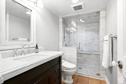 255 W 100 S, Orem, UT 84058 - Photo 20