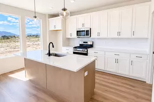 499 S McBride Dr, Grantsville, UT 84029 - Photo 6