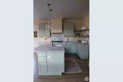 893 N 2125 W, Layton, UT 84041 - Photo 6