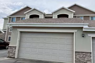 139 W Spring Hill Way, Saratoga Springs, UT 84045 - Photo 2