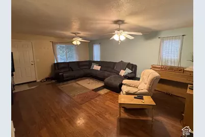 7598 N Park St, Eagle Mountain, UT 84005 - Photo 4