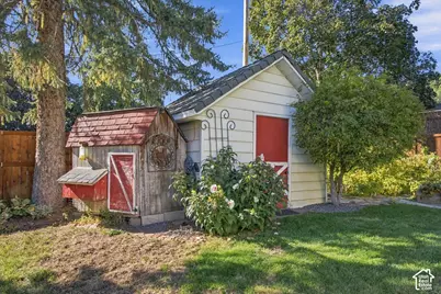 696 E 2550 N, North Ogden, UT 84414 - Photo 38