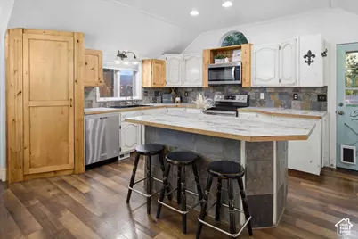 696 E 2550 N, North Ogden, UT 84414 - Photo 6