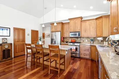 1310 N Montreux Ct, Midway, UT 84049 - Photo 6