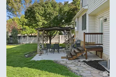 11846 S 3200 W, Riverton, UT 84065 - Photo 18
