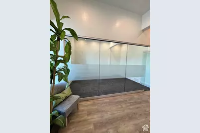 594 E 800 S #103, Orem, UT 84097 - Photo 2
