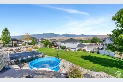 2104 E Weeping Cherry Ln, Eagle Mountain, UT 84005 - Photo 32