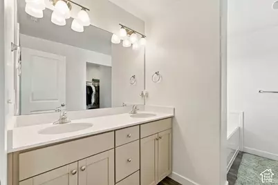 1074 S 4000 W, Syracuse, UT 84075 - Photo 18