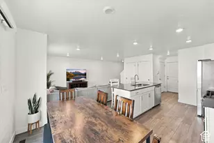 1108 E Dogwatch Dr, Saratoga Springs, UT 84045 - Photo 4