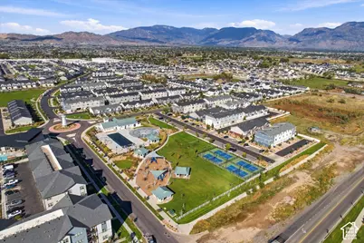 1108 E Dogwatch Dr, Saratoga Springs, UT 84045 - Photo 24