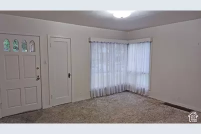 2680 S Imperial St E, Salt Lake City, UT 84106 - Photo 2