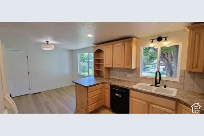 4271 S 900 E, South Ogden, UT 84403 - Photo 8