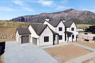 1258 W Caribou Ct, Pleasant View, UT 84414 - Photo 2