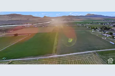 220 W 300 S, Newton, UT 84327 - Photo 4