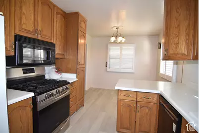 516 E 3050 N, Provo, UT 84604 - Photo 10