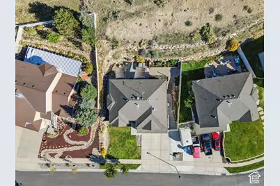 8620 W Equinox Cir, Copperton, UT 84006 - Photo 32