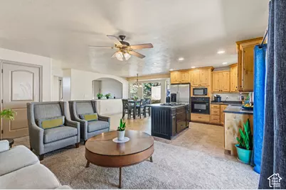 8620 W Equinox Cir, Copperton, UT 84006 - Photo 14