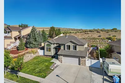 8620 W Equinox Cir, Copperton, UT 84006 - Photo 4