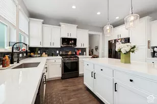 4762 W Wadesboro Circle, Herriman, UT 84096 - Photo 10