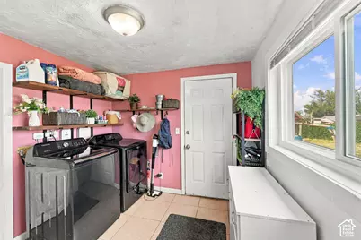 253 Broadway St N, Tooele, UT 84074 - Photo 16