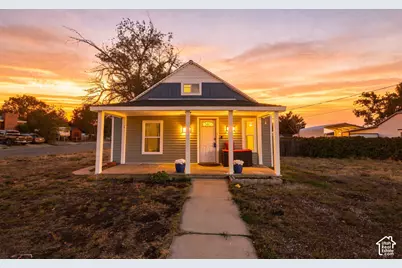 253 Broadway St N, Tooele, UT 84074 - Photo 1