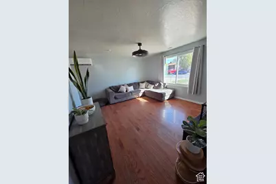 211 E 2025 S, Clearfield, UT 84015 - Photo 14