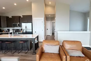 2582 Country Club Way, Garden City, UT 84028 - Photo 12
