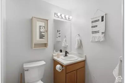 5684 W Braemar Ct, West Valley, UT 84128 - Photo 10