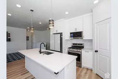 628 S 770 E, Hyrum, UT 84319 - Photo 4