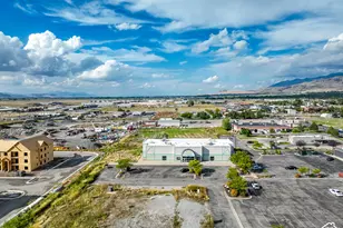 2297 N Main St, North Logan, UT 84341 - Photo 30