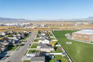 257 W 350 S, Hyde Park, UT 84318 - Photo 44