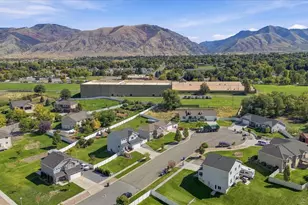476 W 60 S, Hyrum, UT 84319 - Photo 64
