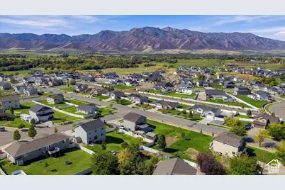 476 W 60 S, Hyrum, UT 84319 - Photo 68