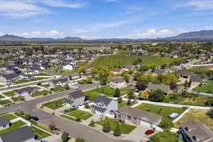 476 W 60 S, Hyrum, UT 84319 - Photo 58