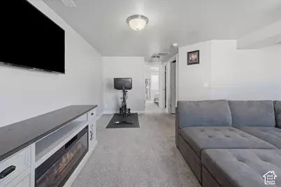 476 W 60 S, Hyrum, UT 84319 - Photo 38