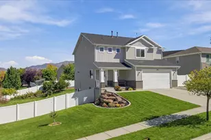 476 W 60 S, Hyrum, UT 84319 - Photo 4