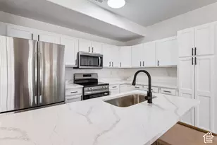 1473 N August Dr, Saratoga Springs, UT 84045 - Photo 4