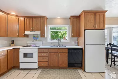 1582 N 1930 W, Provo, UT 84604 - Photo 14