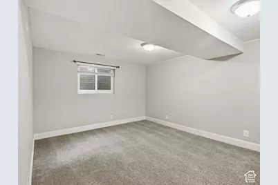 431 S 1400 E, Fruit Heights, UT 84037 - Photo 32