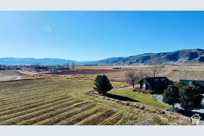 76 N Sr 118, Central Valley, UT 84754 - Photo 14